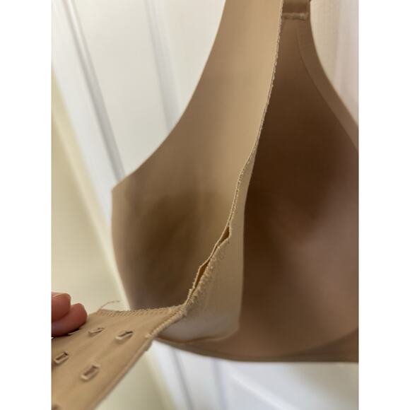 Soma Vanishing 360 Wireless Nude Bra Size 40DDD SEE DESC - Picture 6 of 11